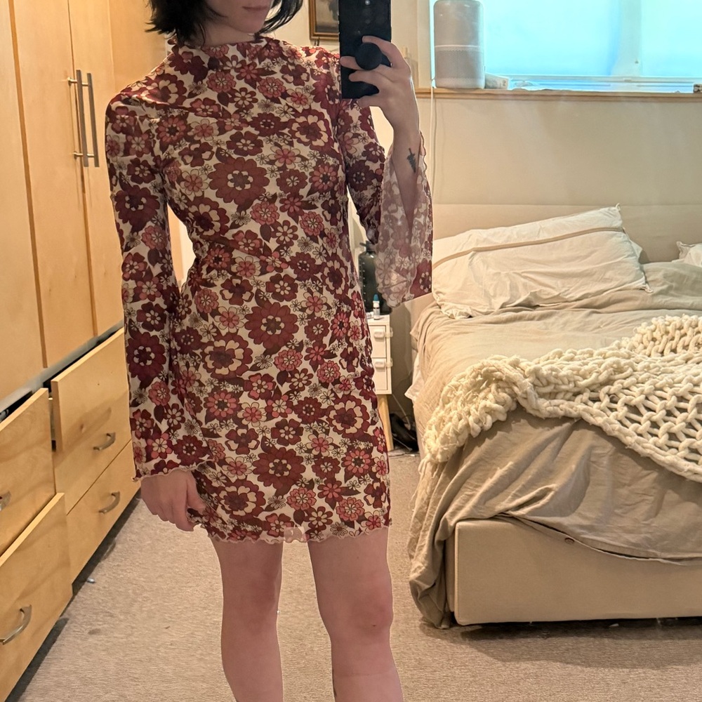 Red floral dress - Picture 5 of 5